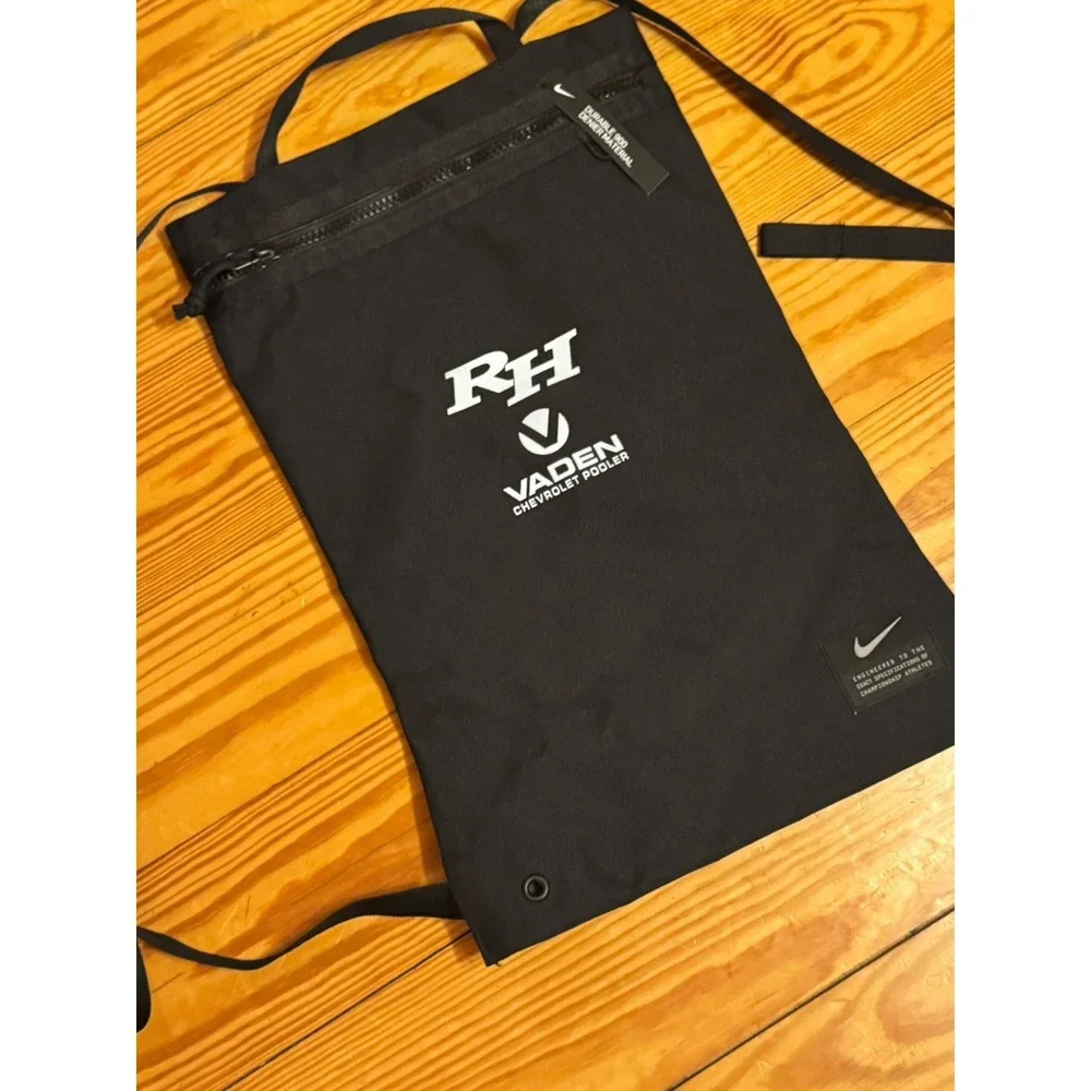 New w/h Tags Nike Utility Training Gymsack (17L) in‎ Black